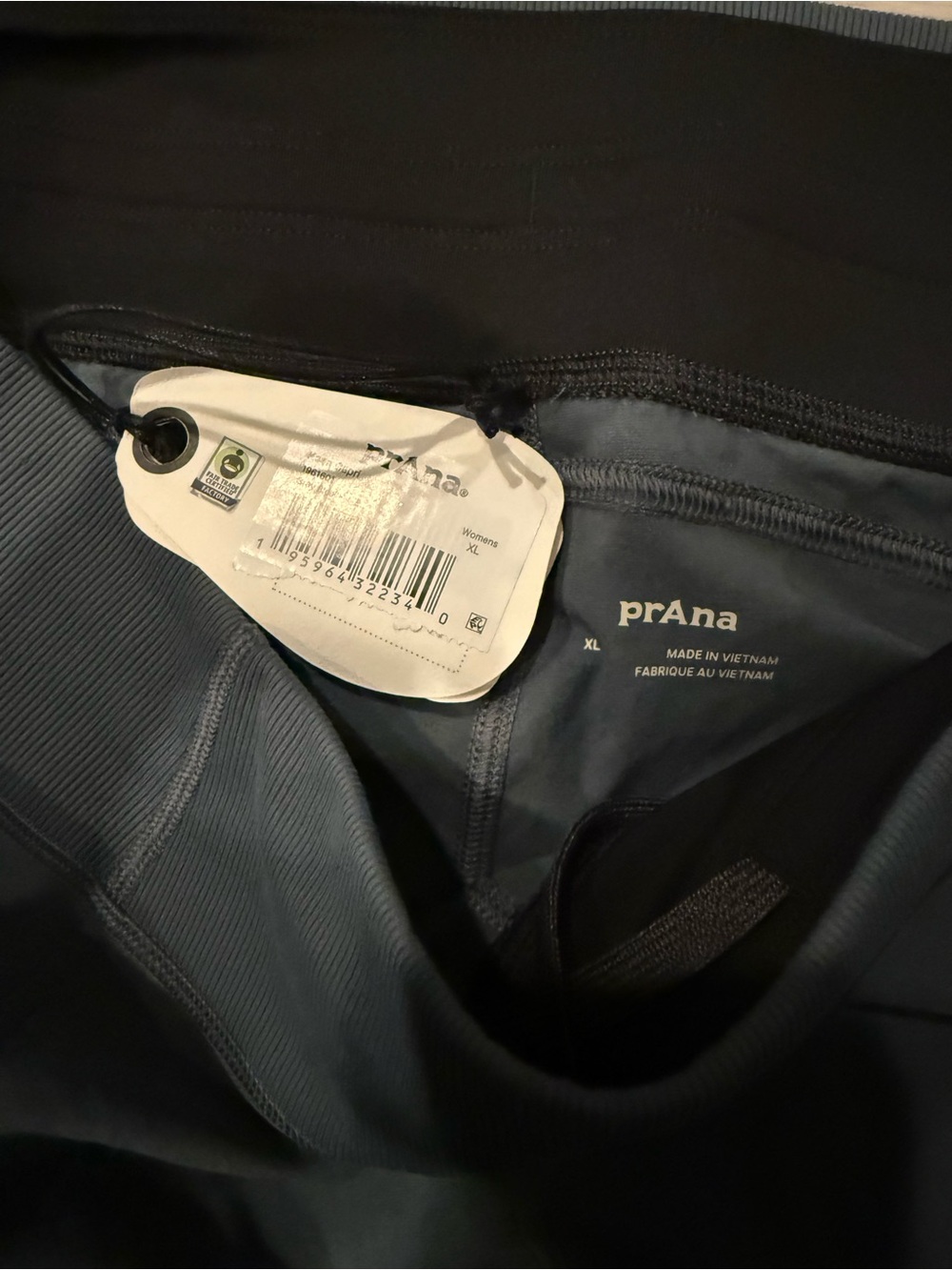 Prana Koen Hiking Outdoor Capri Pants Size XL - Picture 3 of 5